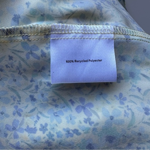 The All Dressed Up Mock Neck Dress Painted Floral in Slate & Powder Size M - Picture 15 of 16